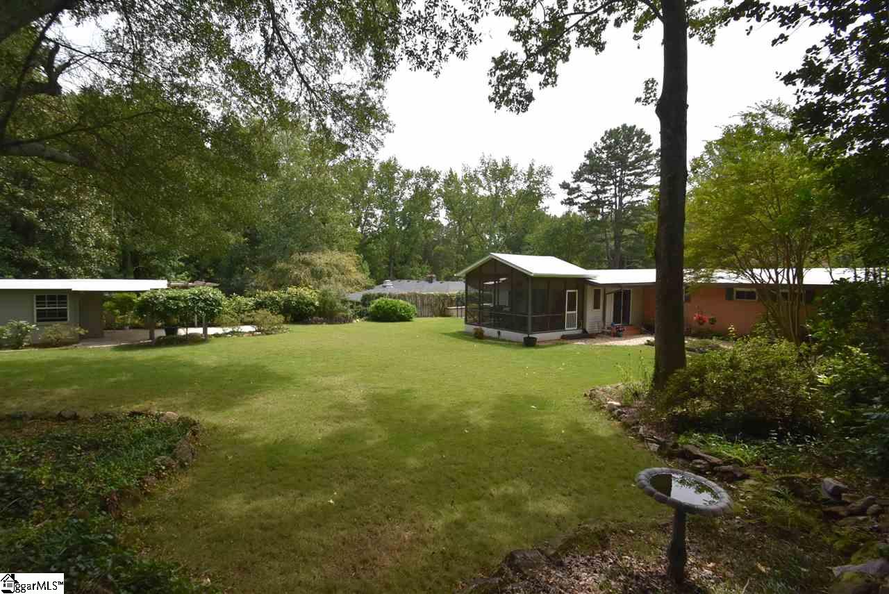 11 Berryhill Road Greenville, SC 29615 - Photo 35 of 36 Gallery Image 35