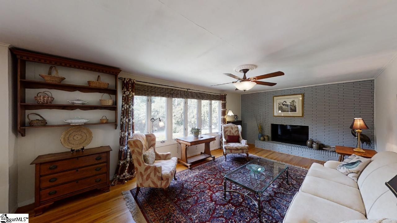 11 Berryhill Road Greenville, SC 29615 - Photo 5 of 36 Gallery Image 5