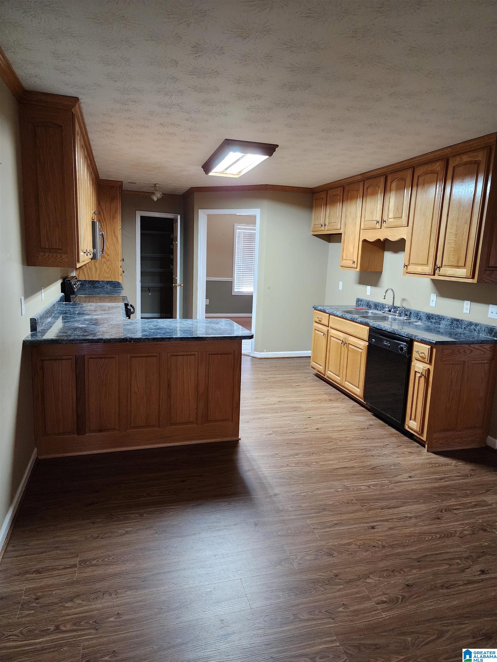175 McCoy Road Albertville, AL 35950 - Photo 7 of 20