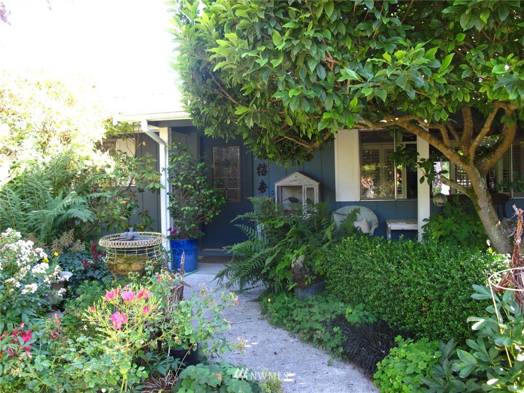 136 Finn Hall Road Port Angeles, WA 98362 - Photo 3 of 16