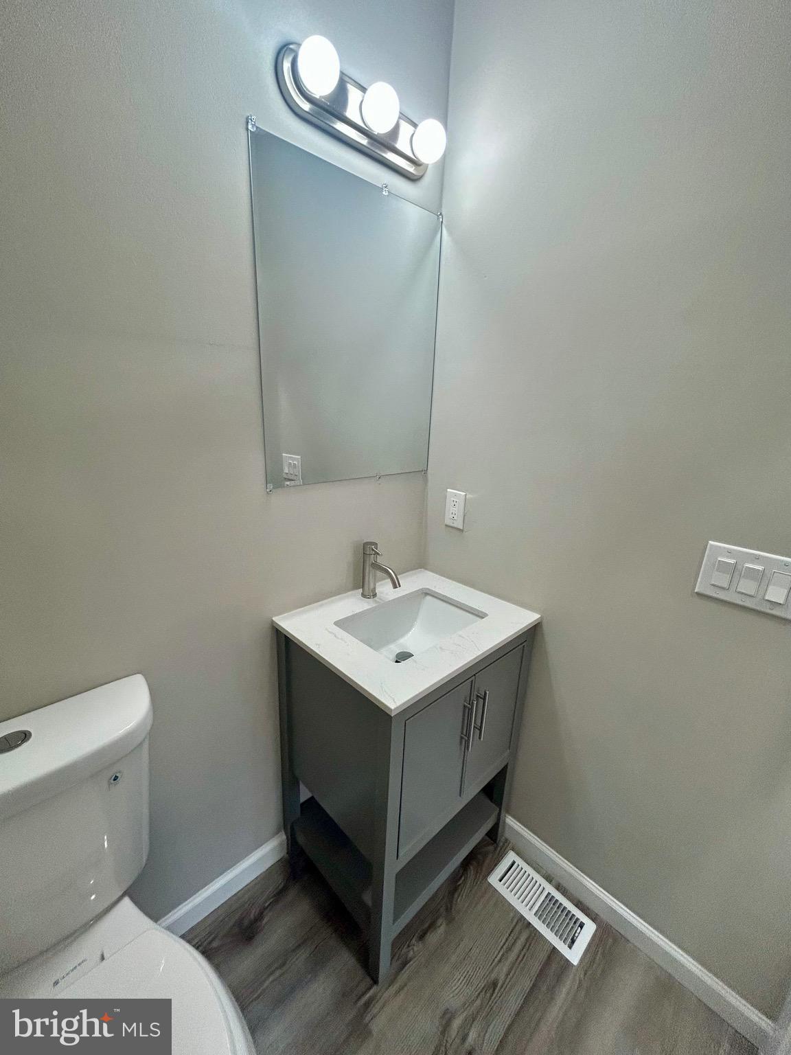 4303 Griscom Street Philadelphia, PA 19124 - Photo 9 of 43