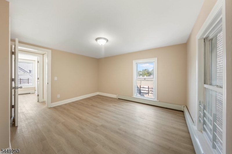 49 Caldwell Place Springfield, NJ 07081 - Photo 13 of 30 Gallery Image 13