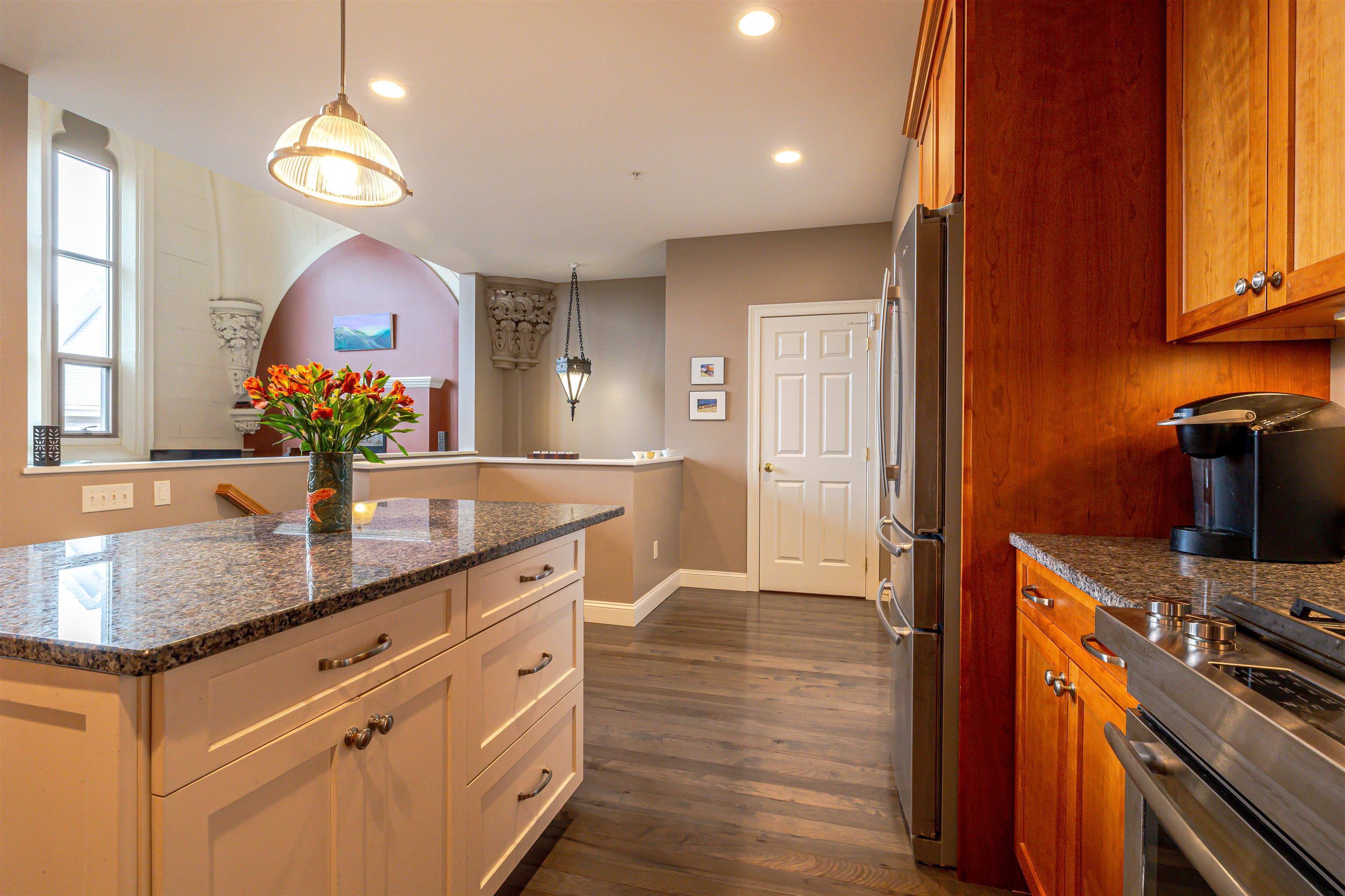 54 Pleasant Street, Unit 8 Concord, NH 03301 - Photo 29 of 60