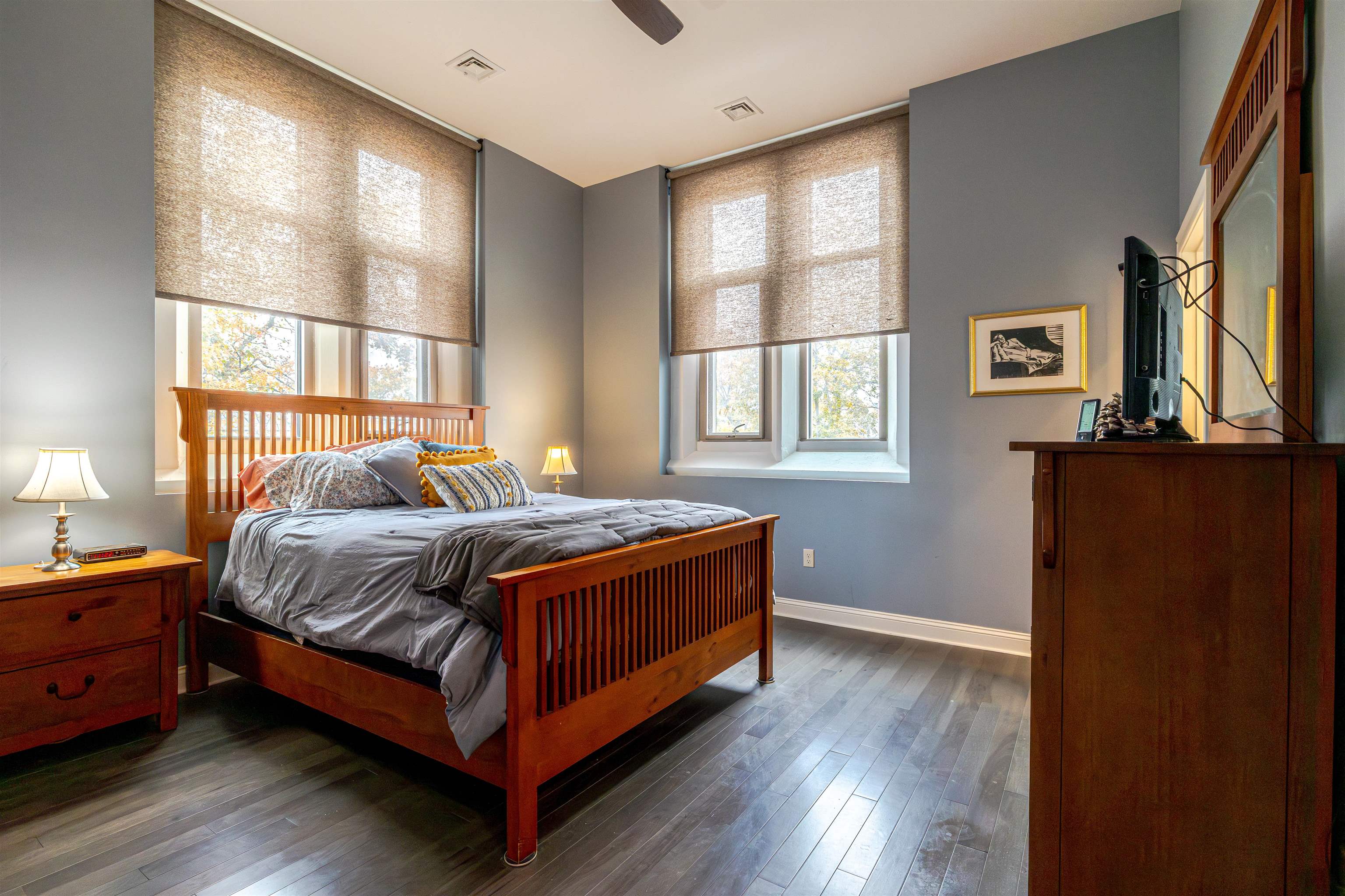 54 Pleasant Street, Unit 8 Concord, NH 03301 - Photo 36 of 60