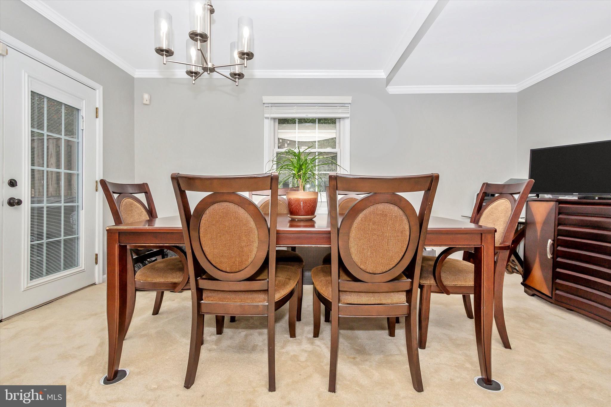 12145 Dove Circle Laurel, MD 20708 - Photo 9 of 39 Gallery Image 9