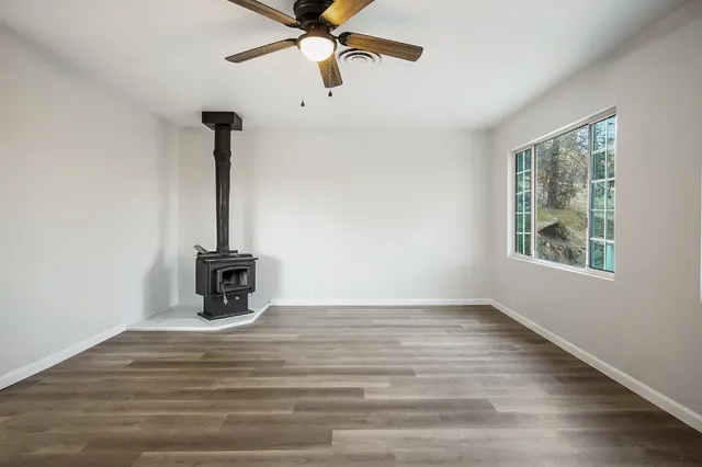 $229,999 | 20718 Lower Hillview Drive, Sonora, CA 95370