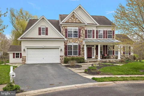 $975,000 | 104 Camp David Road, Wilmington, DE 19810