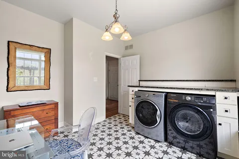 $975,000 | 104 Camp David Road, Wilmington, DE 19810