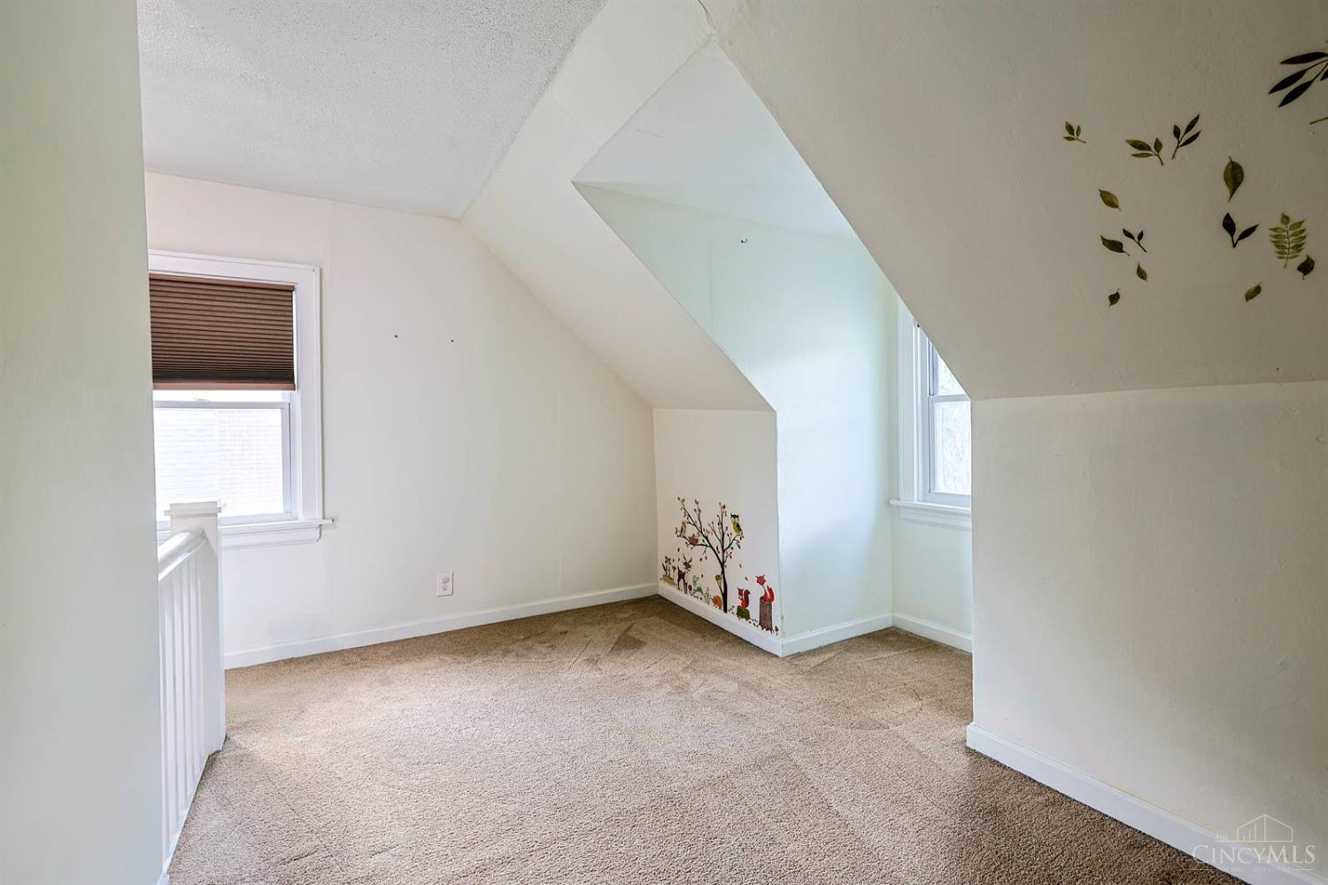 6648 Foster Avenue Cincinnati, OH 45230 - Photo 22 of 42