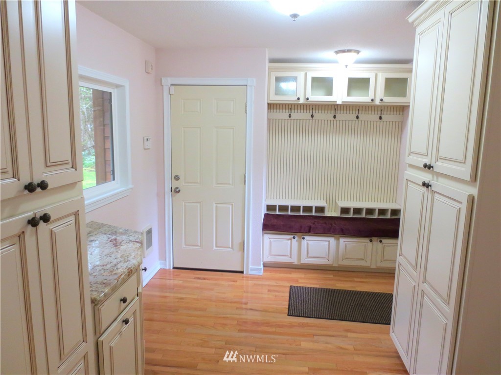 3394 Mt Pleasant Road Kelso, WA 98626 - Photo 8 of 25 Gallery Image 8