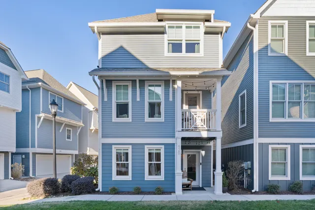 $725,000 | 920 Islander Way, Chattanooga, TN 37402