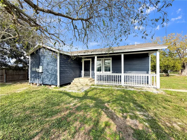 $1,250 | 317 Glenoak Drive, Unit 3, Corpus Christi, TX 78418