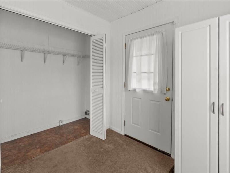 4624 Macland Road Hiram, GA 30141 - Photo 23 of 30 a view of an empty room with closet and a window