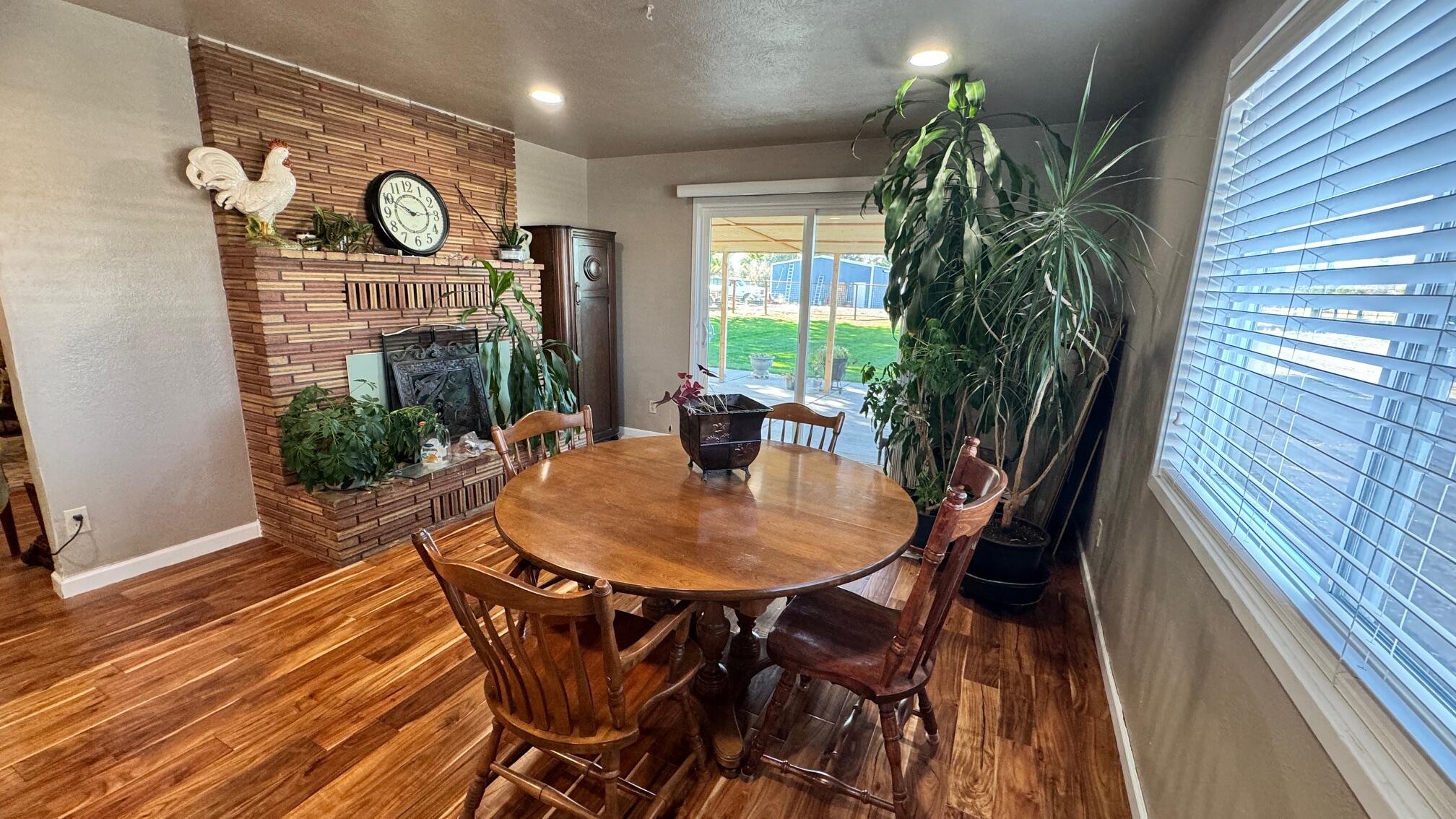 4750 Homedale Road Klamath Falls, OR 97603 - Photo 11 of 30 IMG_7400