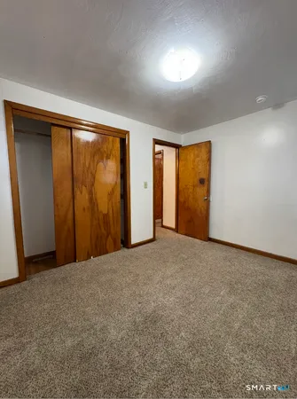 $1,500 | 16 Grove Street, New London, CT 06320