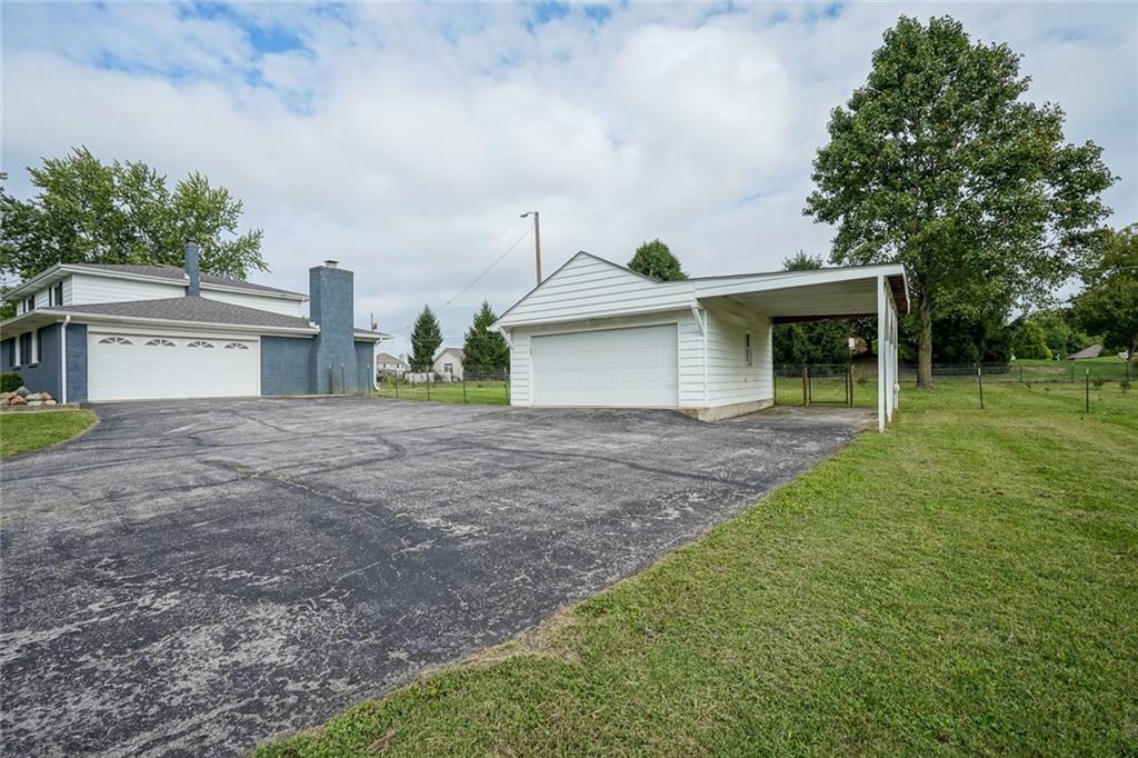 1440 East Davis Road Greenfield, IN 46140 - Photo 2 of 50