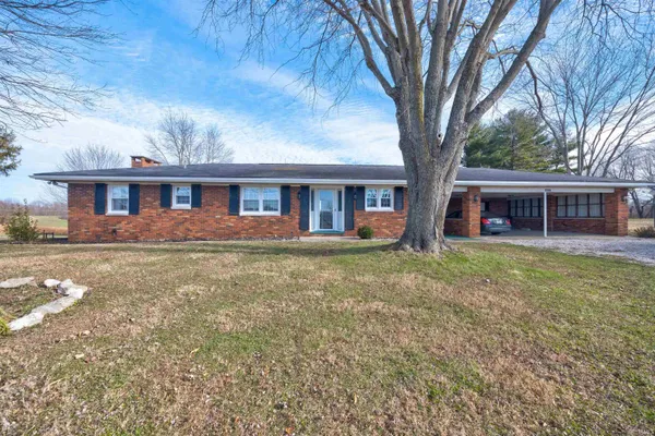 $427,000 | 1235 Timber Ridge Drive, Huntingburg, IN 47542