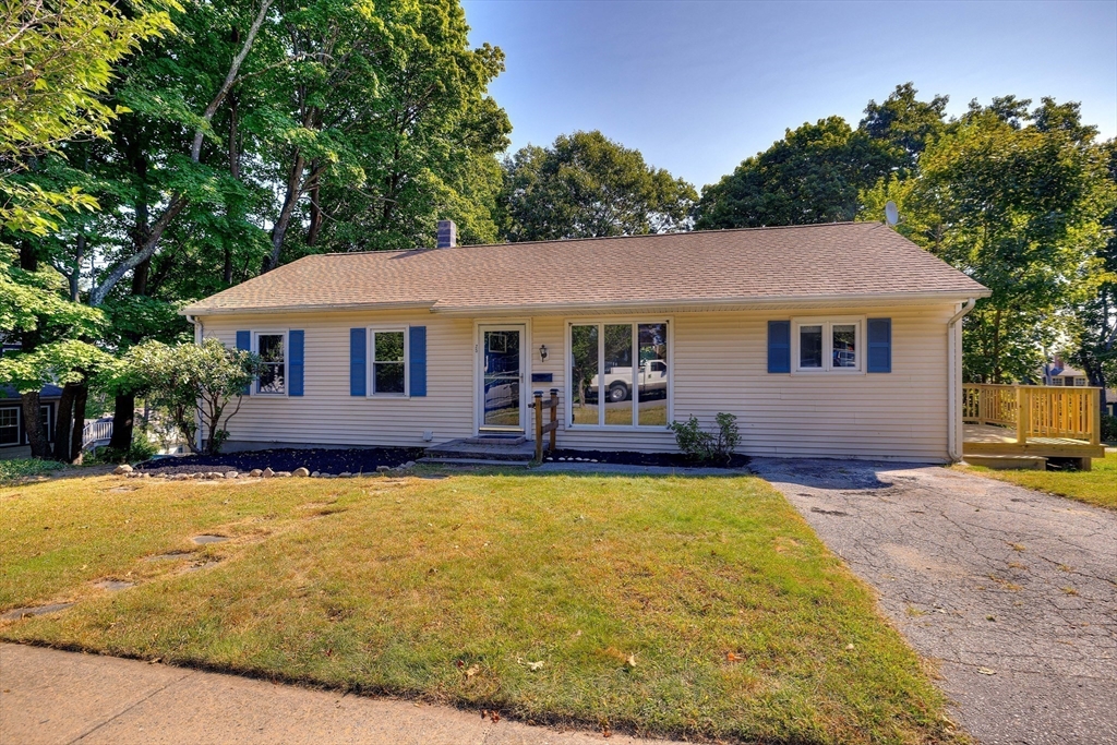 25 Tahanto Road Worcester, MA 01602 - Photo 3 of 35 a view of a house with swimming pool and sitting area