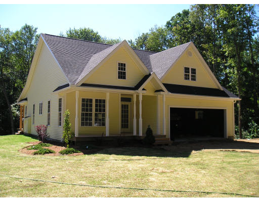 32 Ryan Road North Brookfield, MA 01535 - Photo 1 of 1 Gallery Image 1