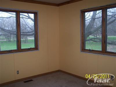 14181 Fagan Road Holly, MI 48442 - Photo 9 of 11 20201447-8.JPG