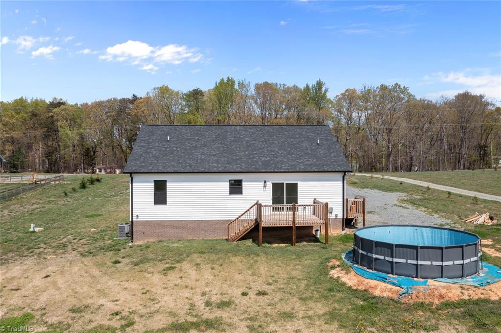 6450 Whites Chapel Road Liberty, NC 27298 - Photo 4 of 39