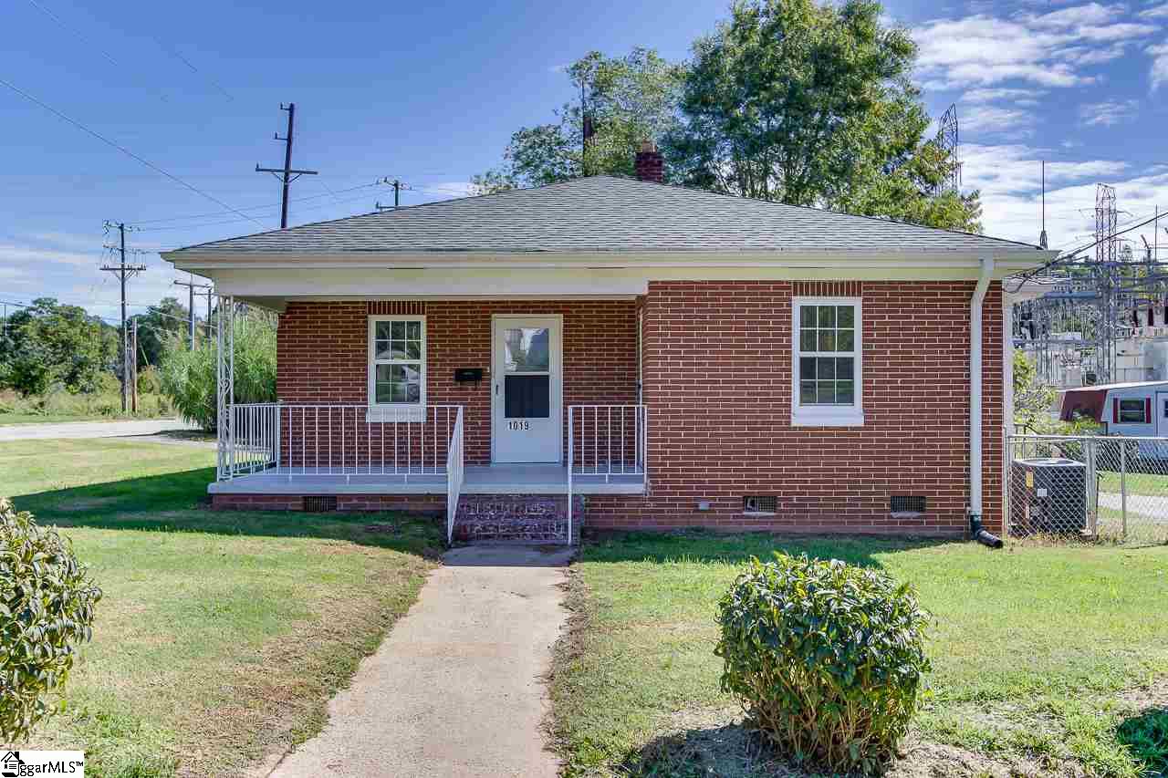 1019 North Franklin Road Greenville, SC 29617 - Photo 1 of 22 Gallery Image 1