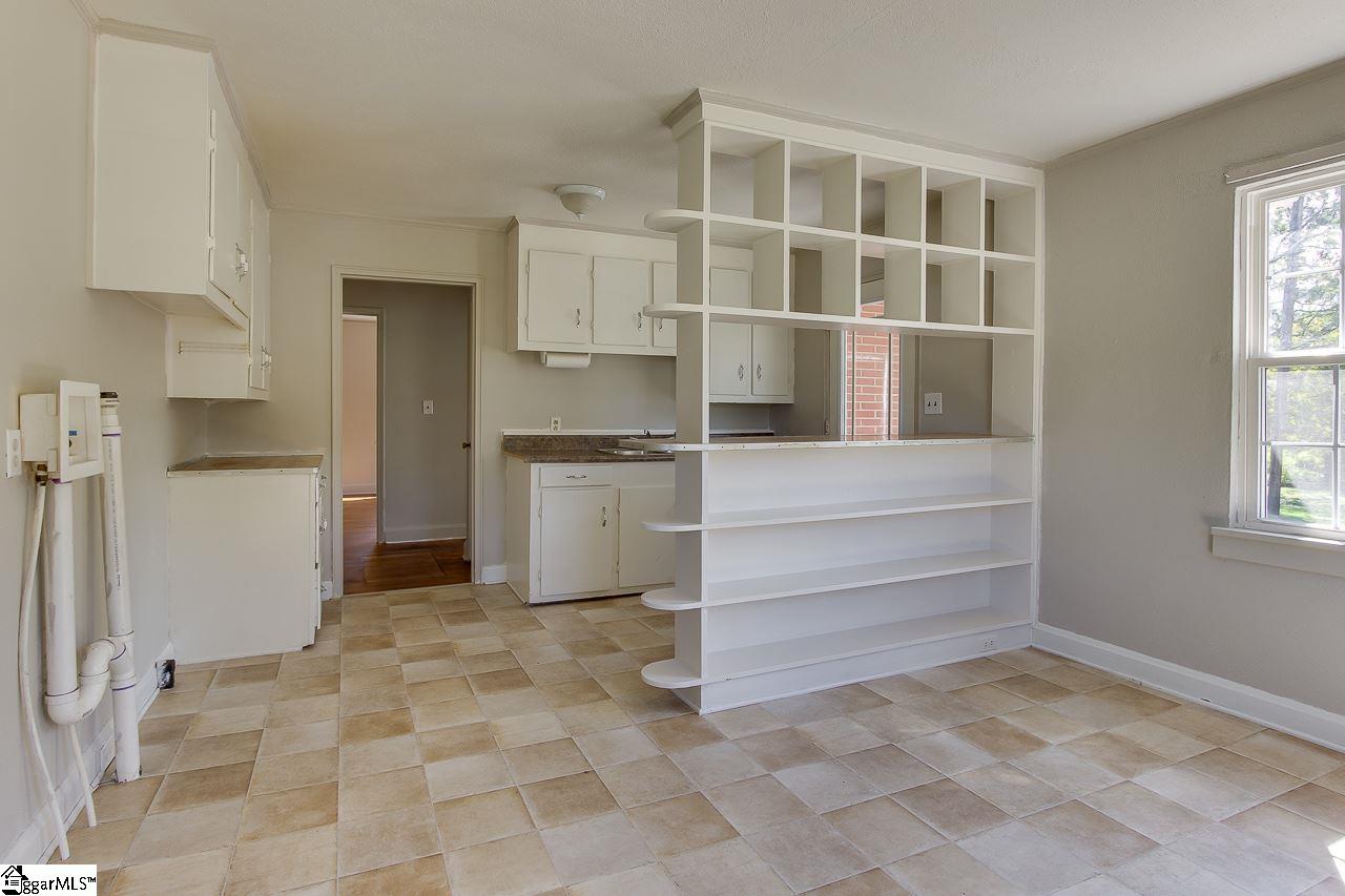 1019 North Franklin Road Greenville, SC 29617 - Photo 12 of 22 Gallery Image 12