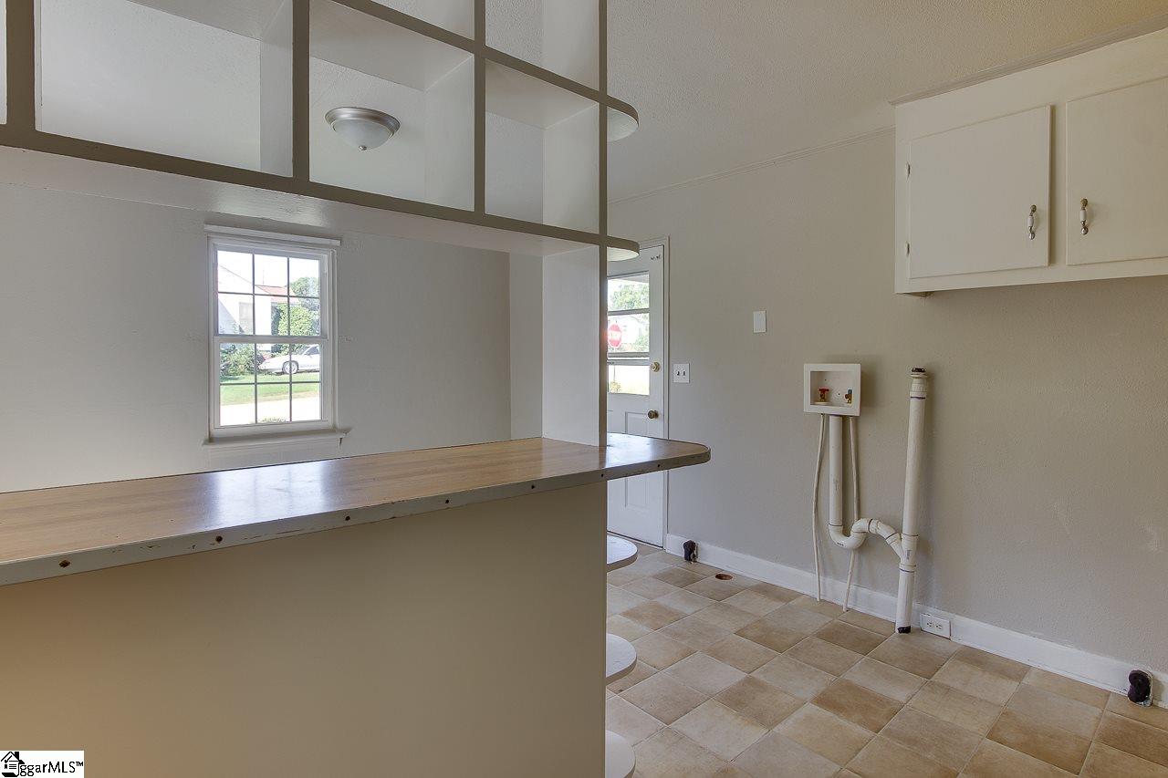 1019 North Franklin Road Greenville, SC 29617 - Photo 15 of 22 Gallery Image 15