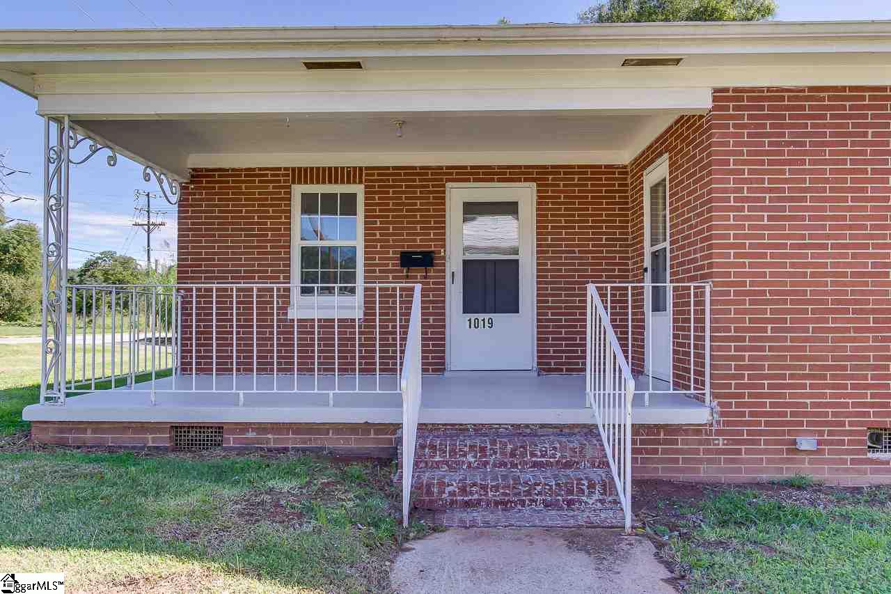 1019 North Franklin Road Greenville, SC 29617 - Photo 3 of 22 Gallery Image 3