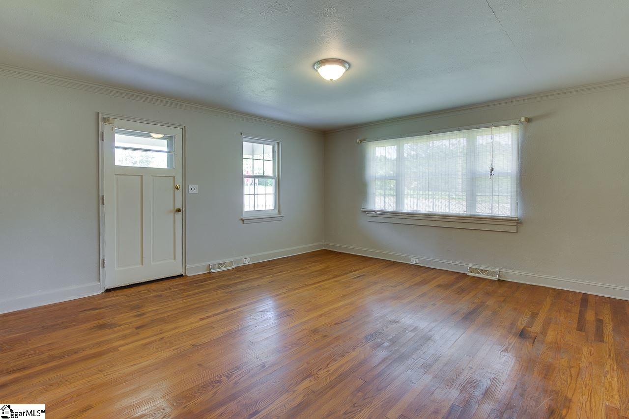 1019 North Franklin Road Greenville, SC 29617 - Photo 6 of 22 Gallery Image 6