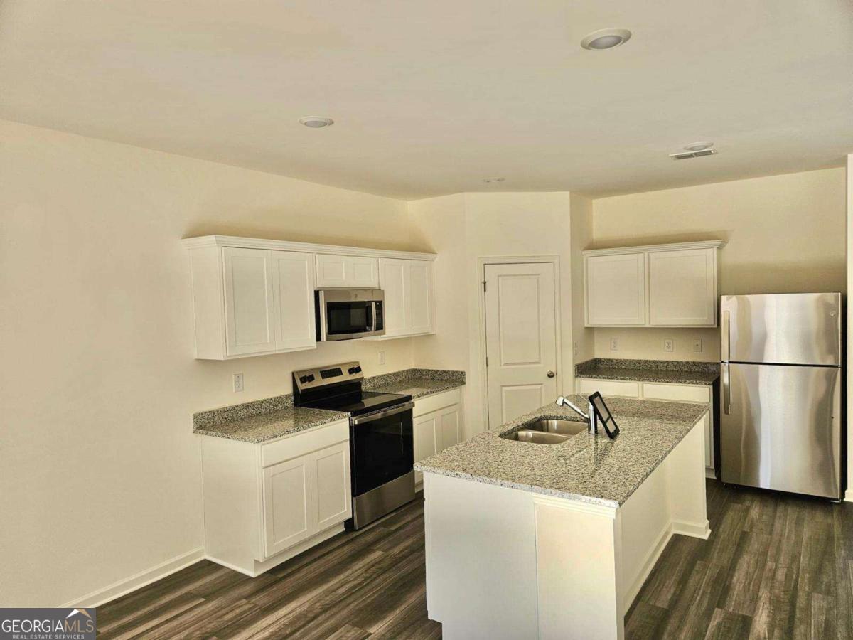 2229 Argento Circle Dacula, GA 30019 - Photo 3 of 12