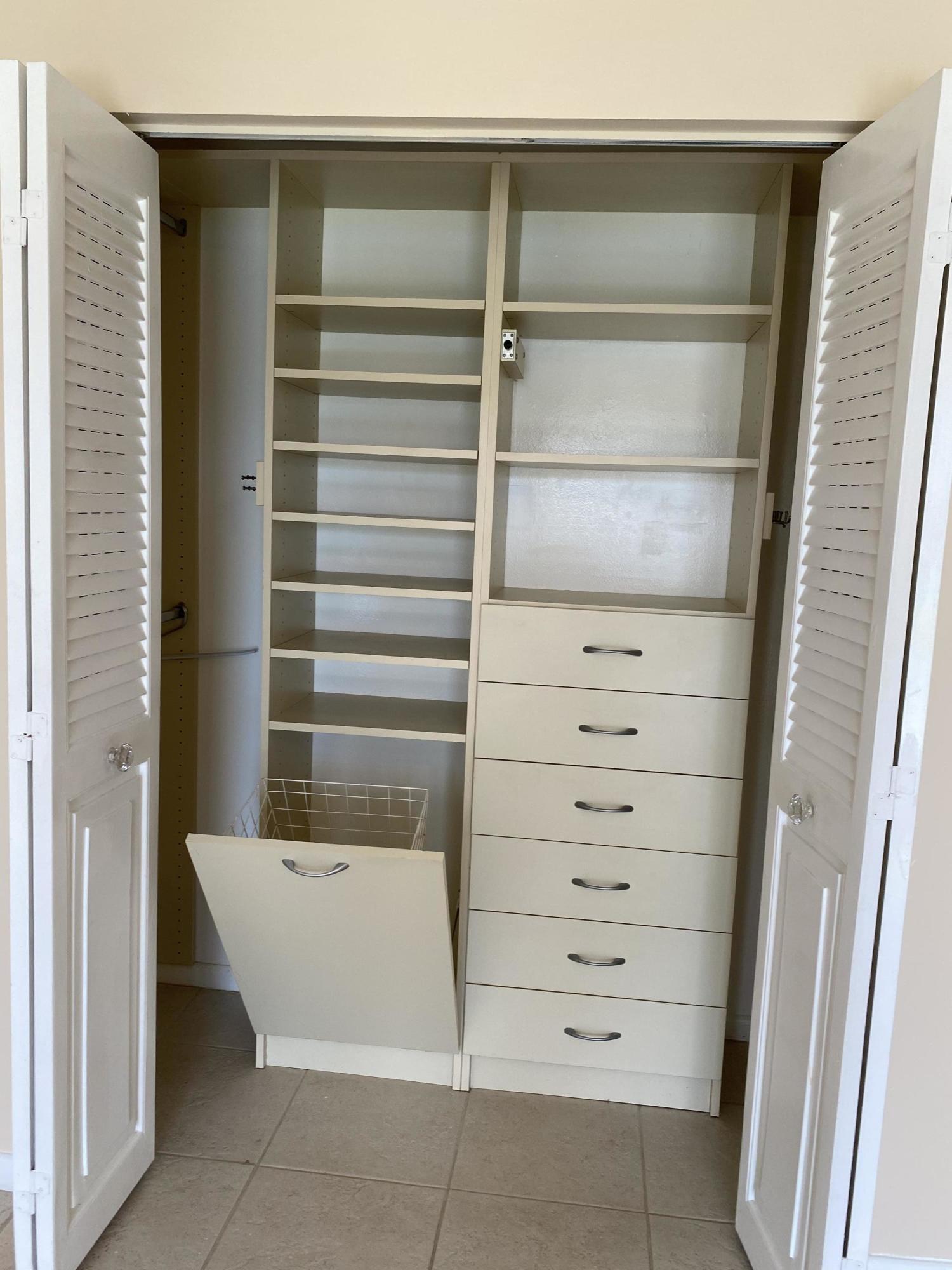 1028 Exeter, Unit 1028 Boca Raton, FL 33434 - Photo 15 of 23 2nd Bedroom Closet