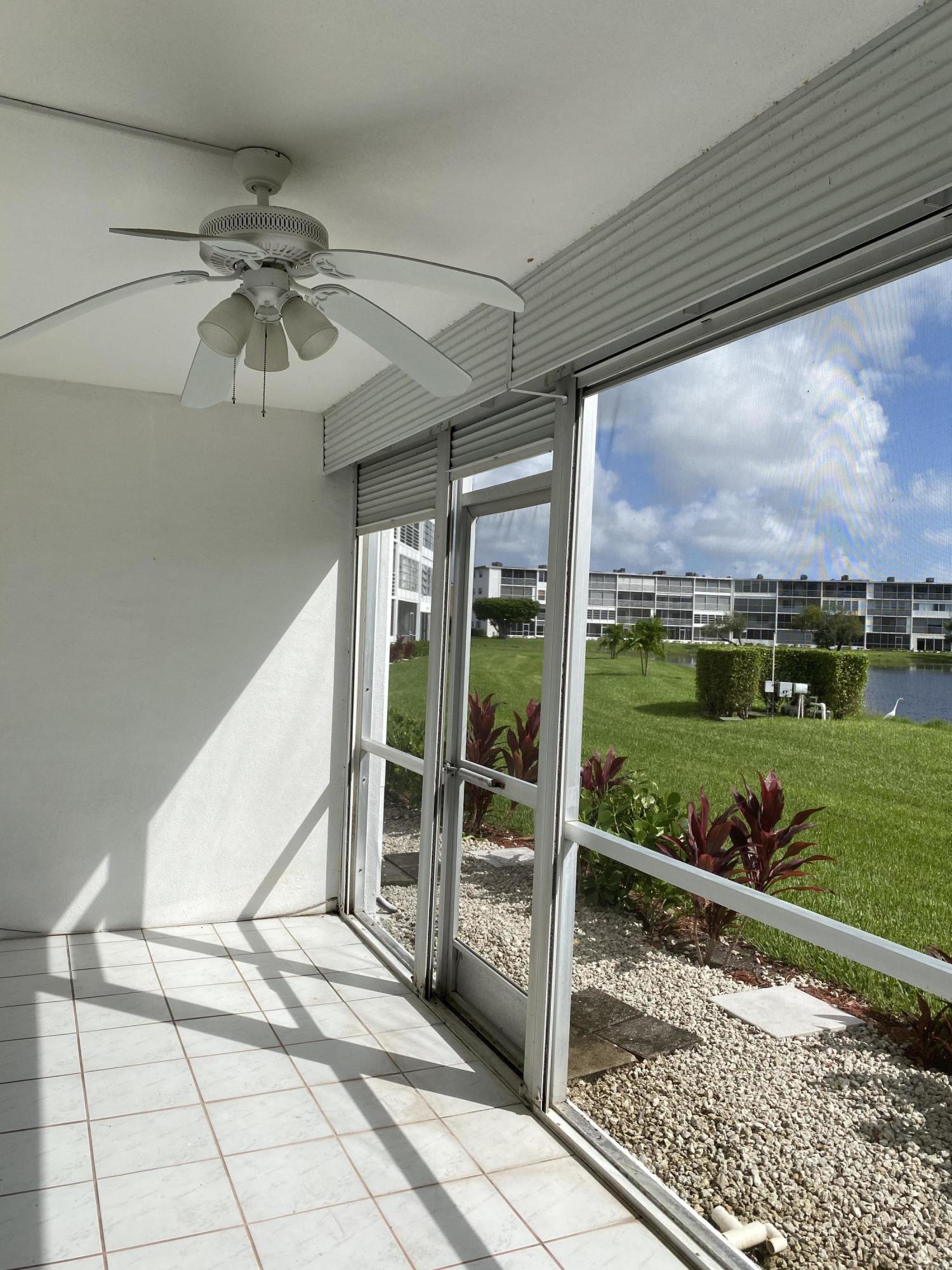 1028 Exeter, Unit 1028 Boca Raton, FL 33434 - Photo 17 of 23 Porch