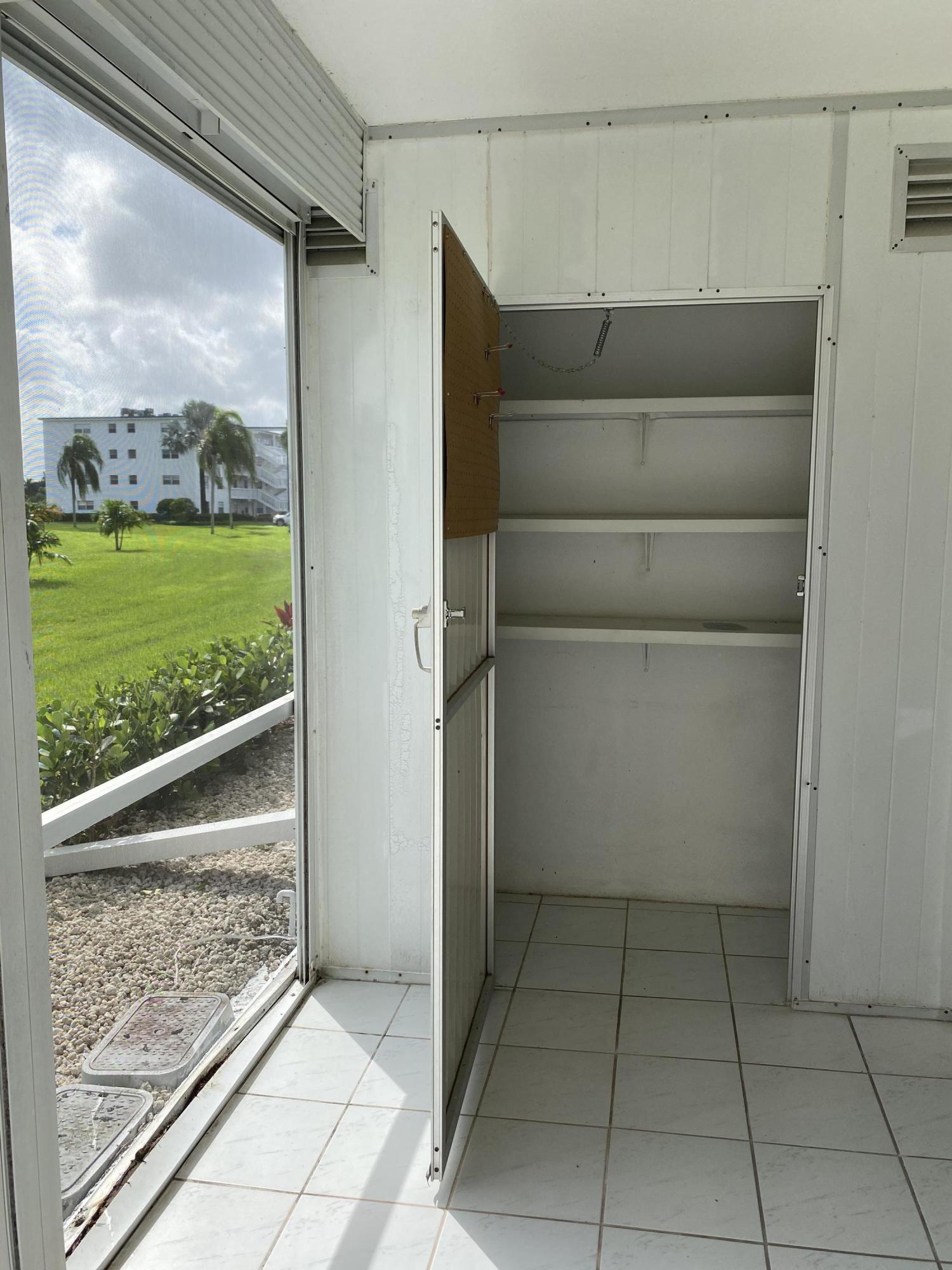 1028 Exeter, Unit 1028 Boca Raton, FL 33434 - Photo 19 of 23 Porch