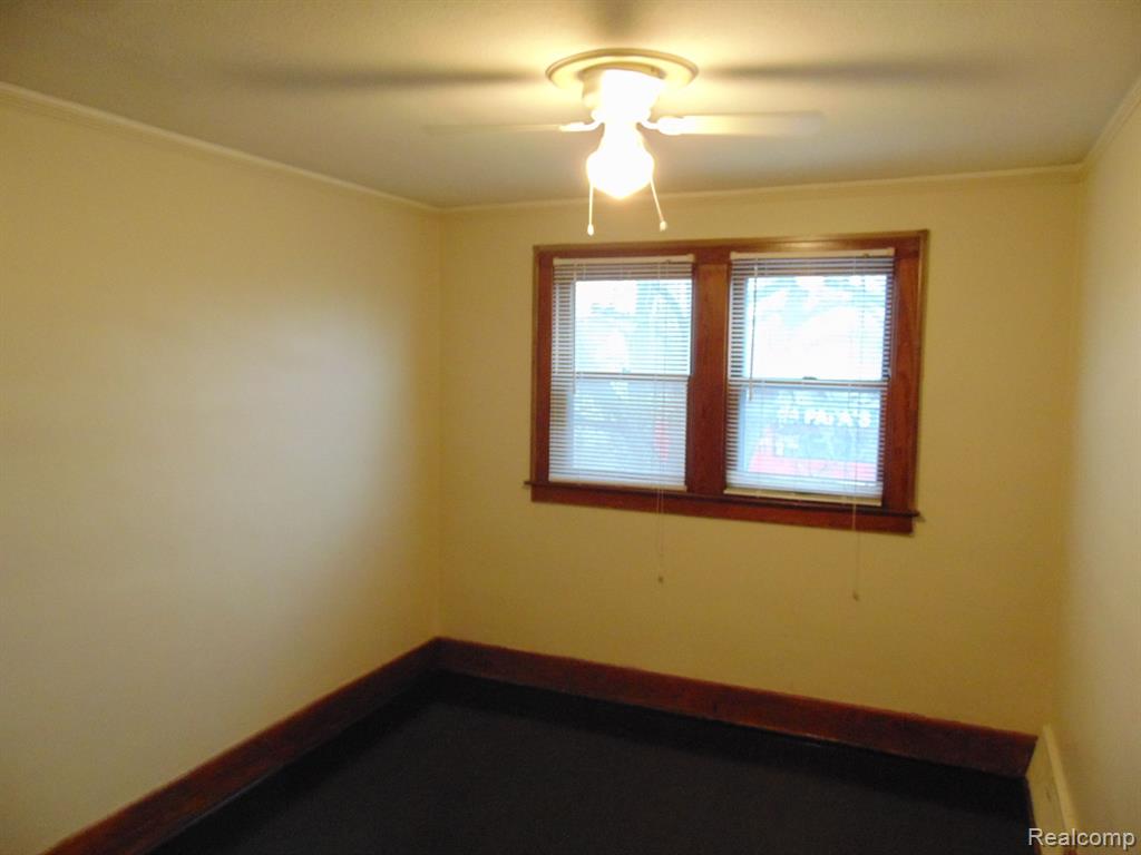 15350 East 10 Mile Road, Unit 2 Eastpointe, MI 48021 - Photo 9 of 9