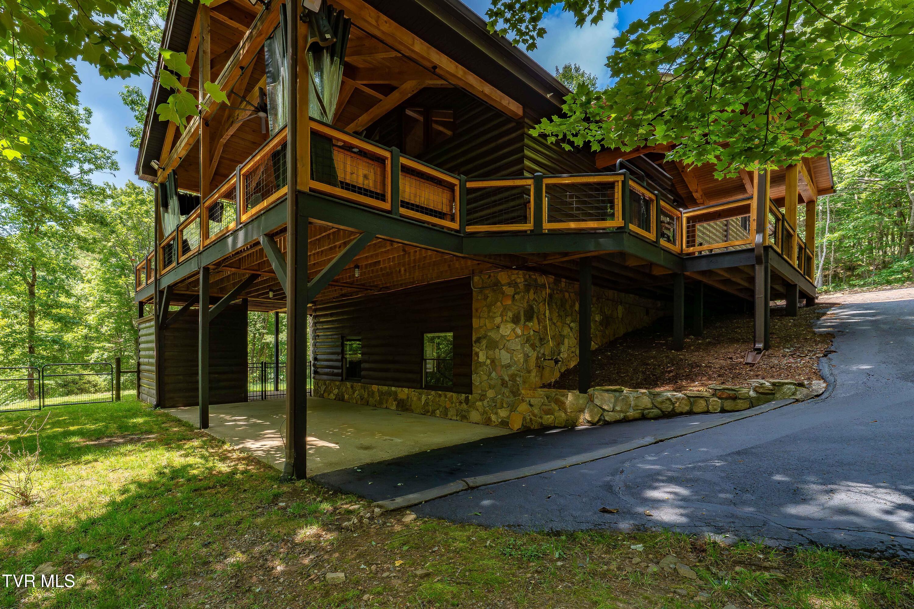 191 Bear Ridge Drive Butler, TN 37640 - Photo 79 of 80 191 Bear Ridge Dr (40 of 80)