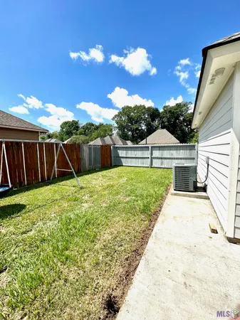 $1,850 | 40303 Crestridge Drive, Gonzales, LA 70737