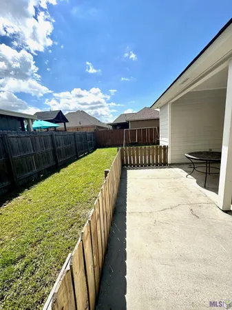 $1,850 | 40303 Crestridge Drive, Gonzales, LA 70737