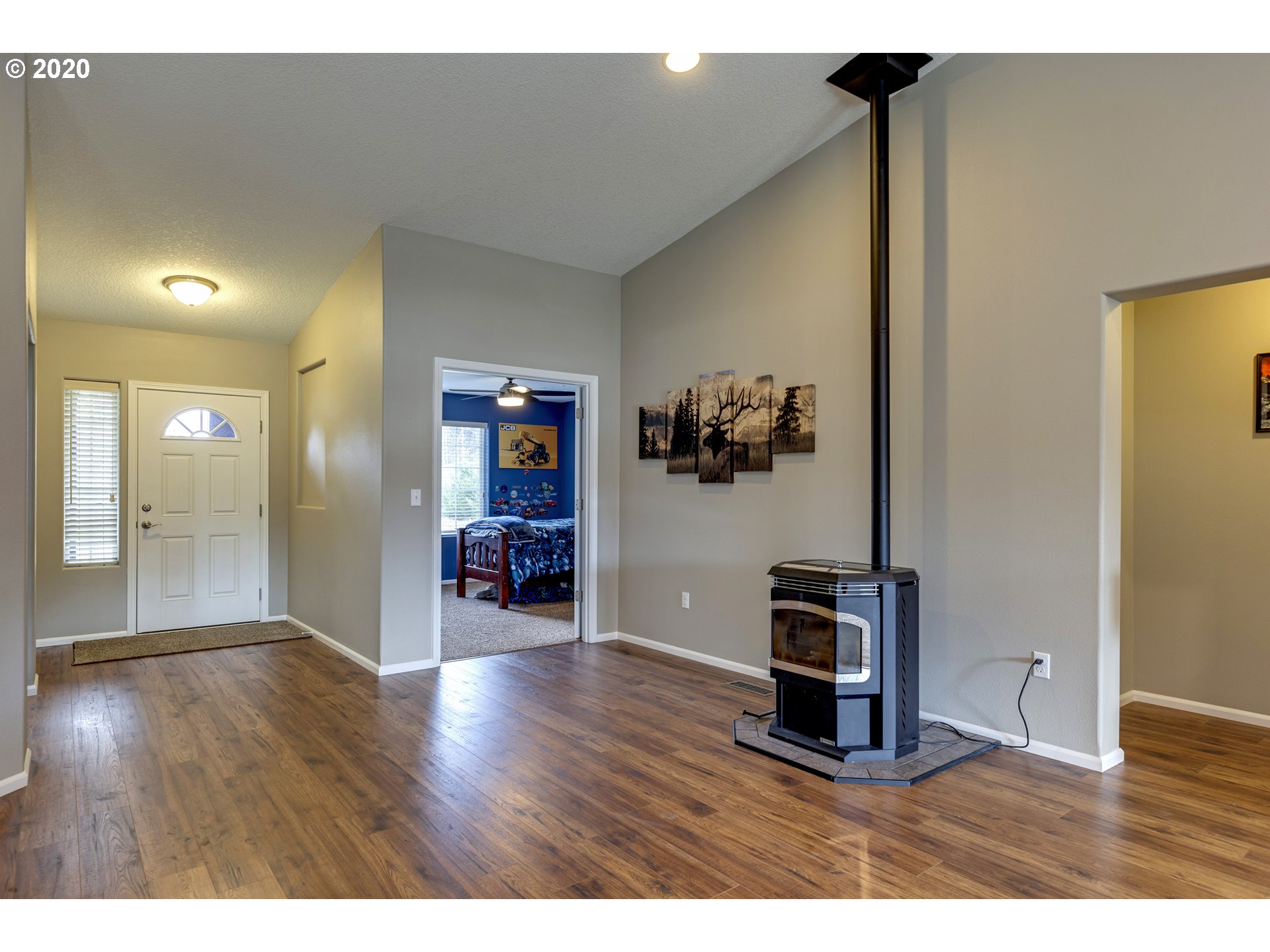 33540 Southeast Bryant Road Estacada, OR 97023 - Photo 7 of 29 Gallery Image 7