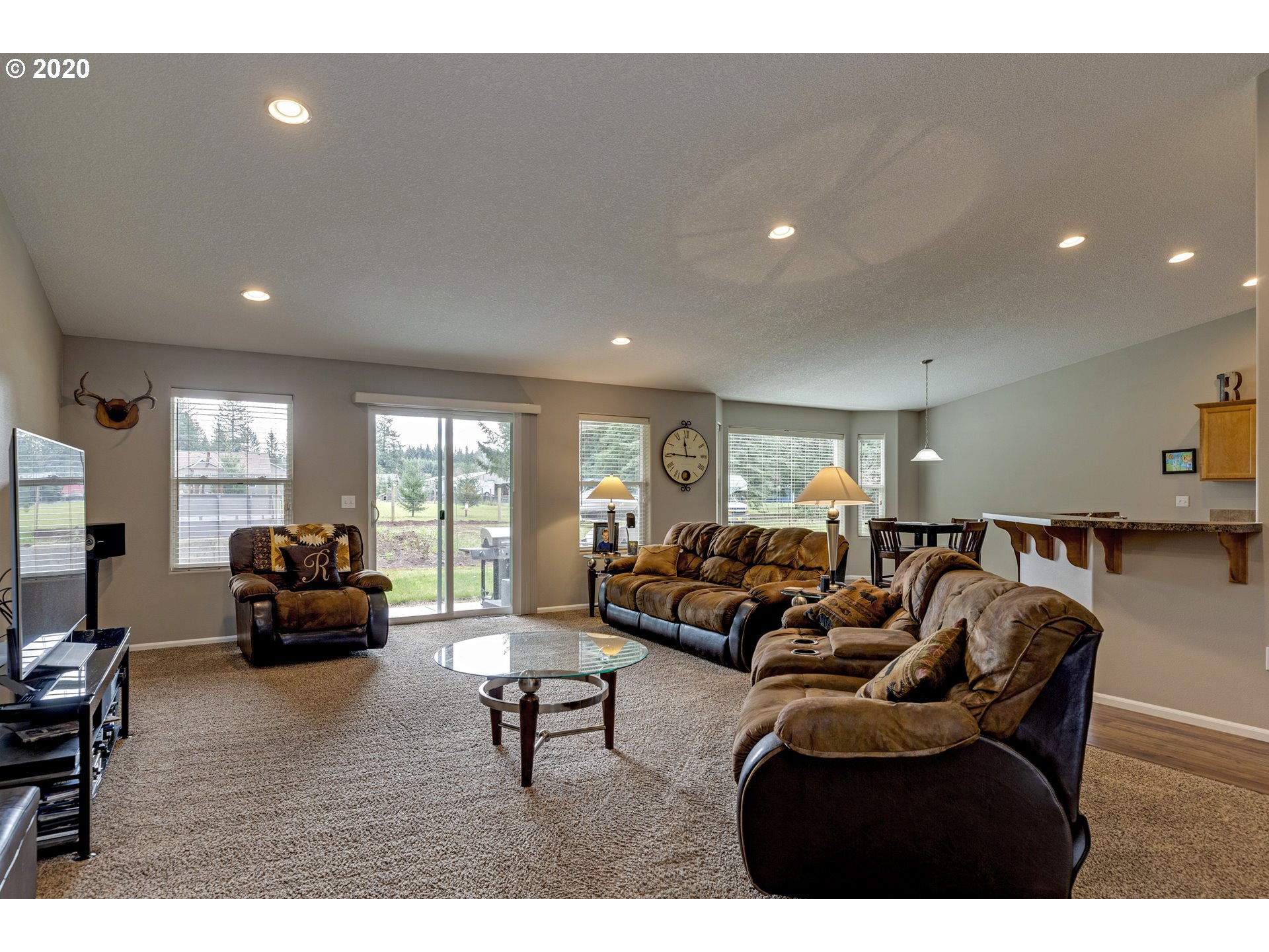 33540 Southeast Bryant Road Estacada, OR 97023 - Photo 8 of 29 Gallery Image 8