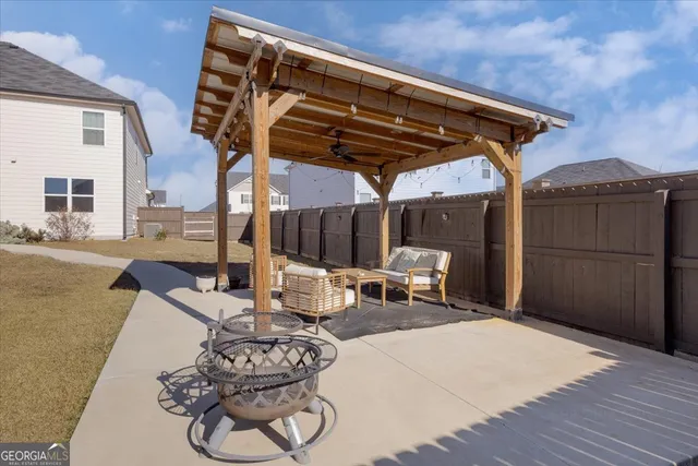 $329,900 | 219 Barnyard Way, Perry, GA 31069