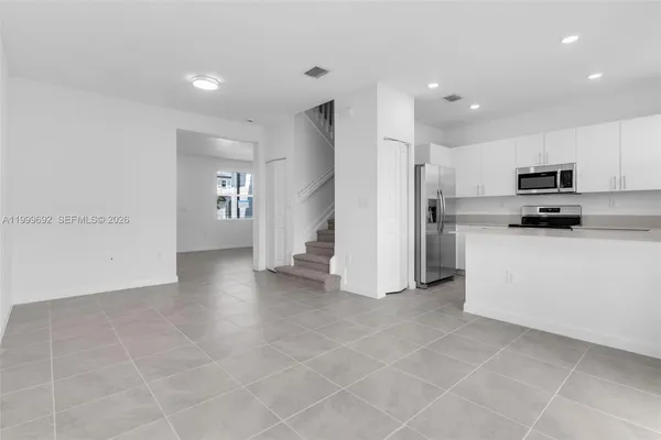 $2,390 | 2661 Southeast 28th Street, Homestead, FL 33035