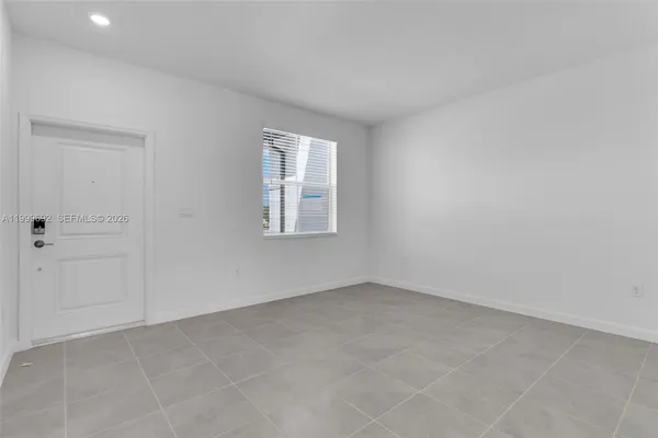 $2,390 | 2661 Southeast 28th Street, Homestead, FL 33035