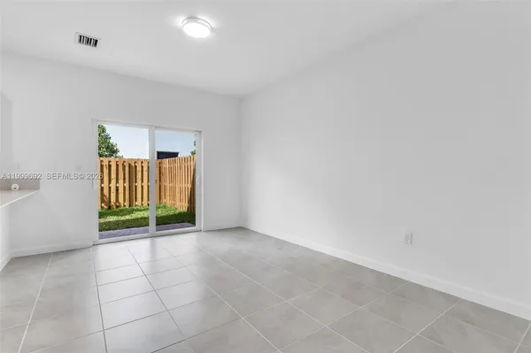 $2,390 | 2661 Southeast 28th Street, Homestead, FL 33035