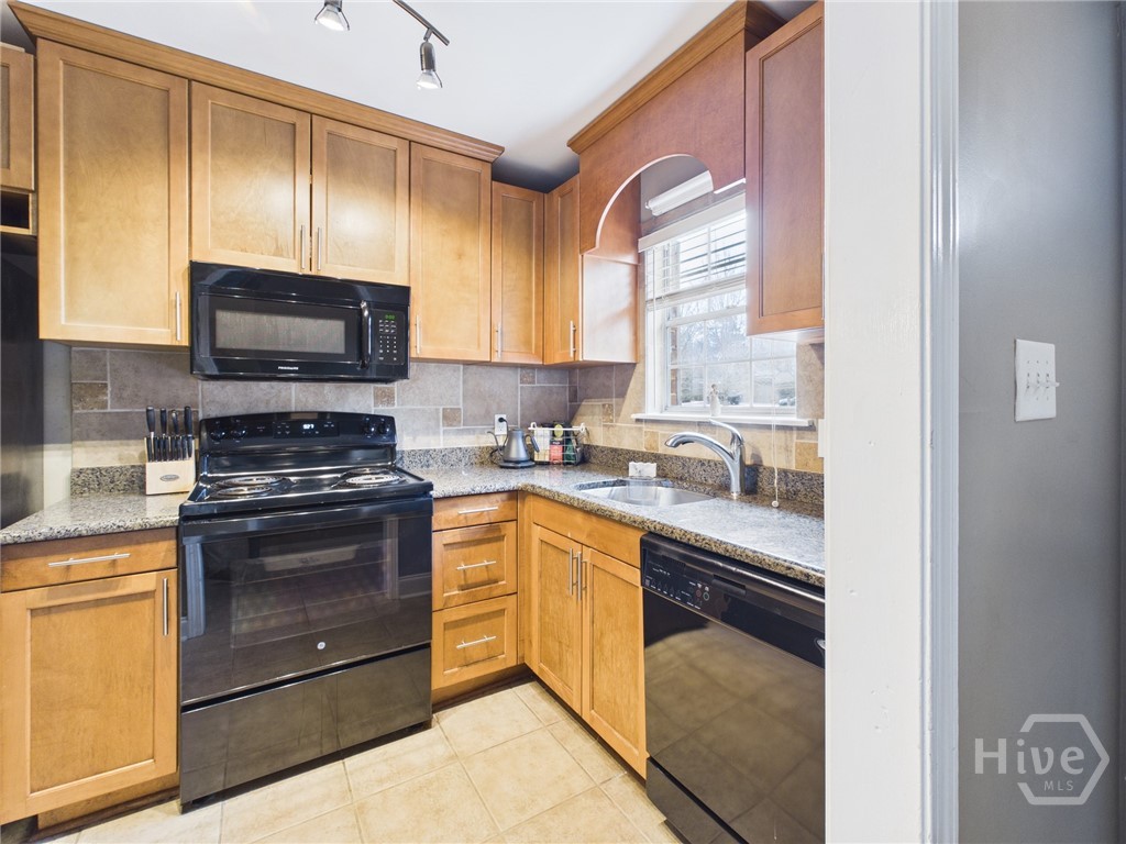 1055 Baxter Street, Unit 201 Athens, GA 30606 - Photo 4 of 19