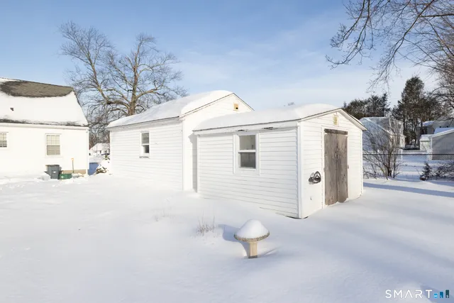 $429,900 | 349 Quinnipiac Avenue, North Haven, CT 06473