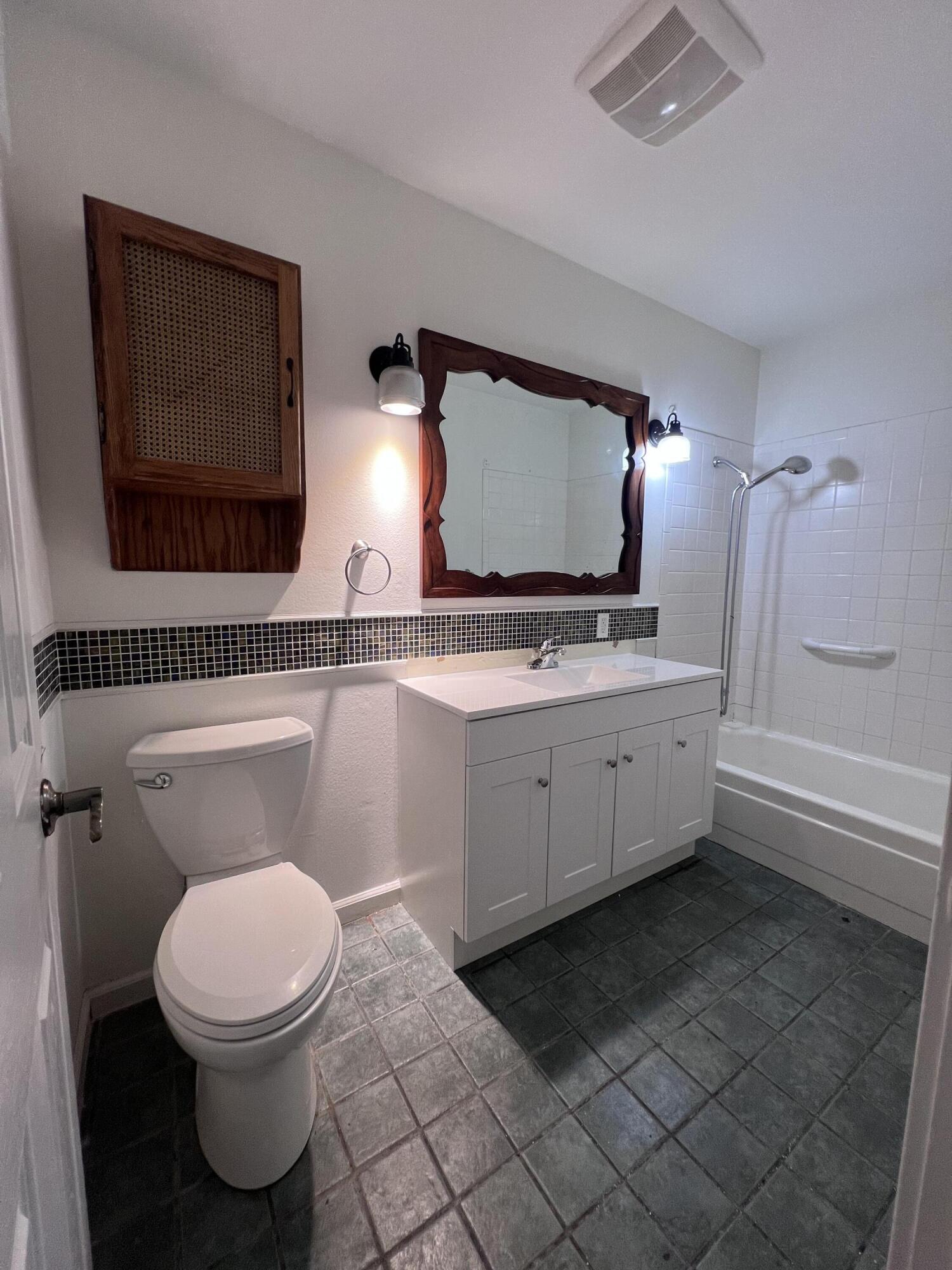 1830 Southwest 16th Street Redmond, OR 97756 - Photo 16 of 31 IMG_4657