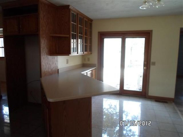 306 West Main Street Butler, IN 46721 - Photo 3 of 25