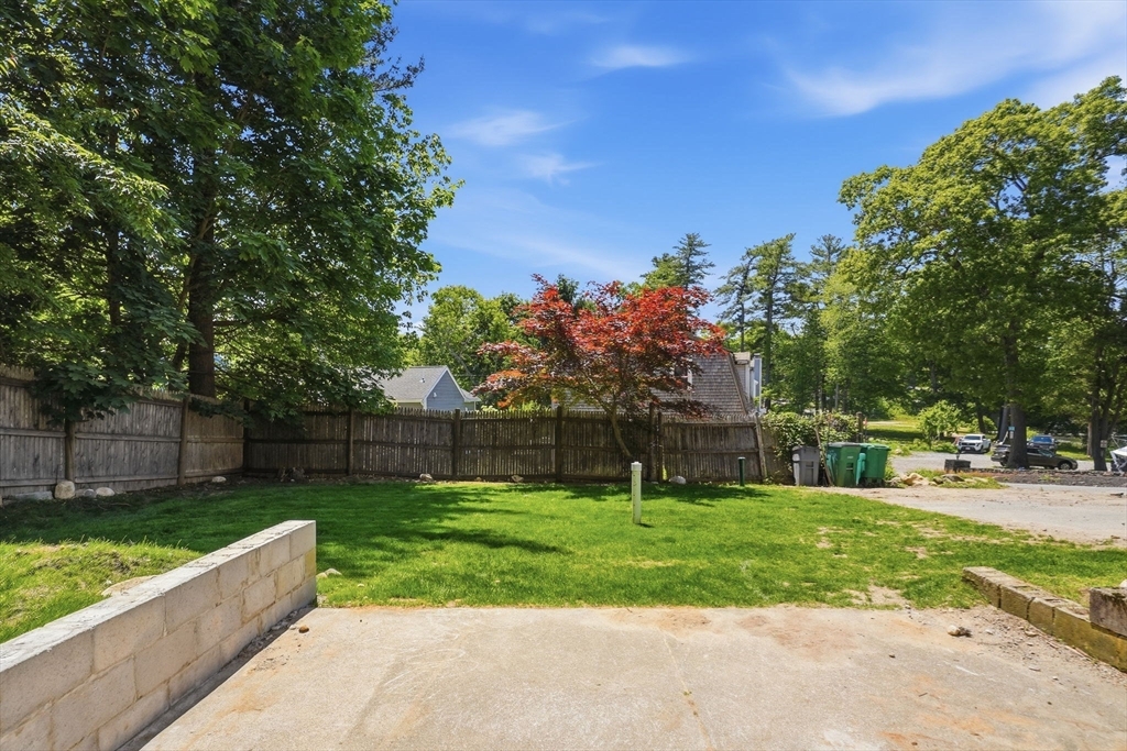 10 Fir Road Pembroke, MA 02359 - Photo 35 of 38