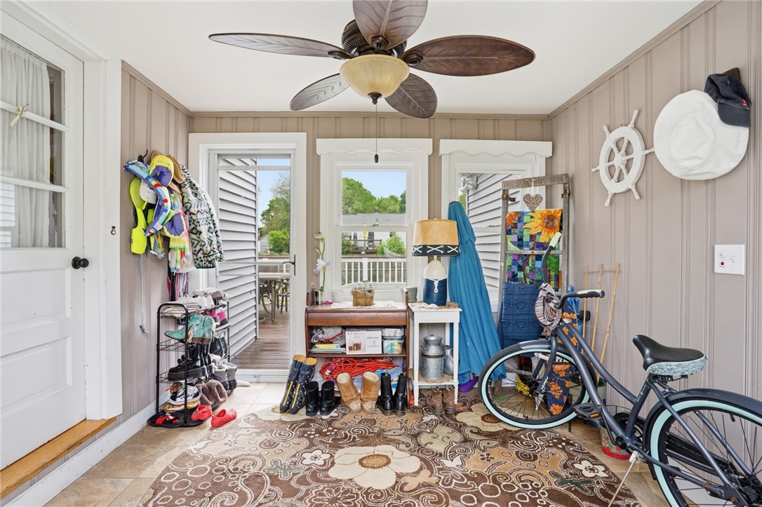 14 Beatrice Avenue Warwick, RI 02889 - Photo 23 of 31